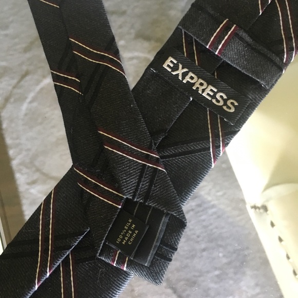 Set of three ties - Picture 3 of 4